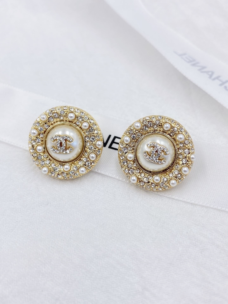 Ch**el earrings